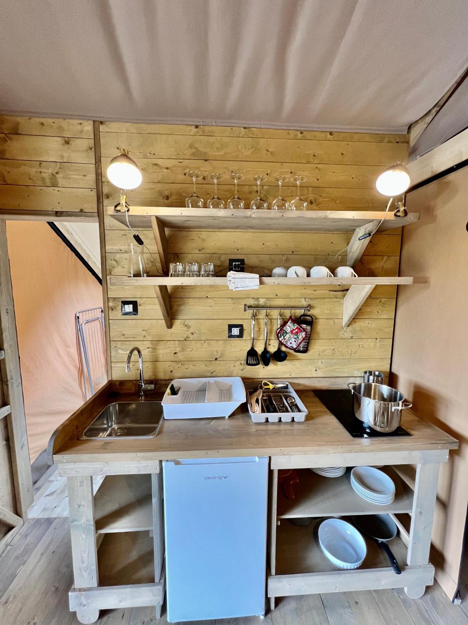 Glamping Camping Rivabella 莱科 外观 照片